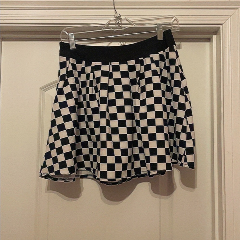 Romwe Checkered Skater Skirt